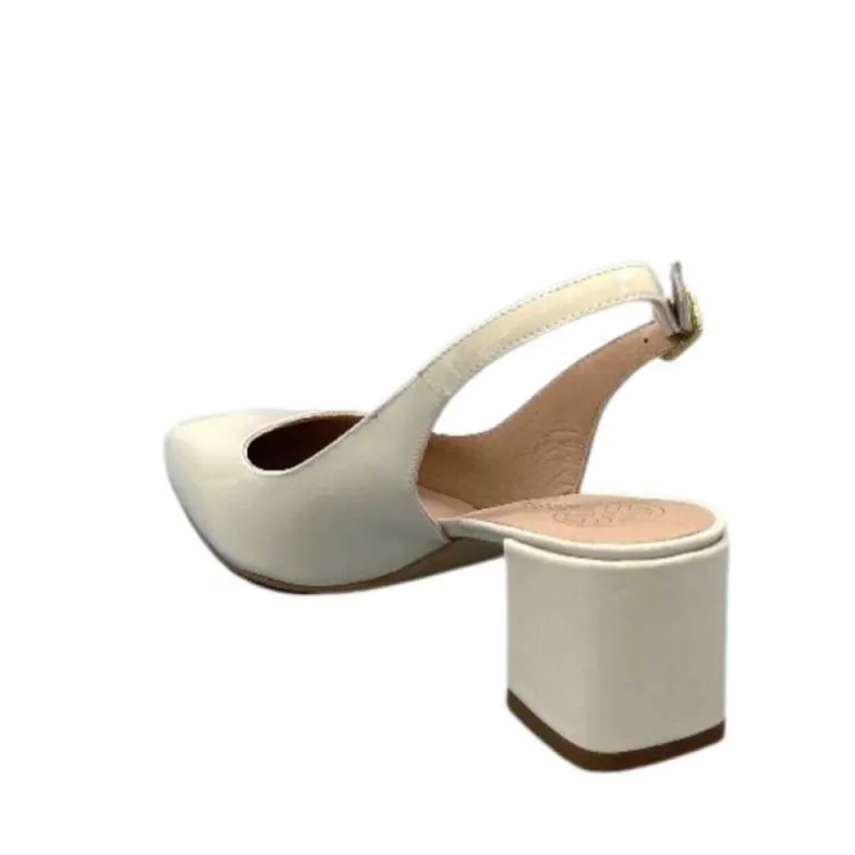 Unisa Lauri Cuir Vernis Creme