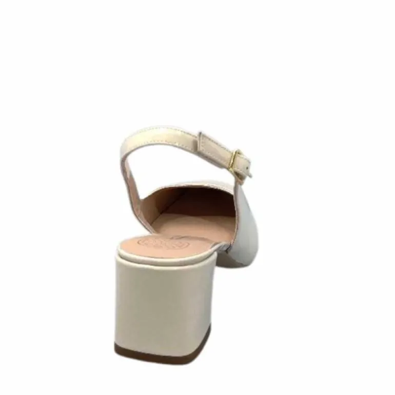 Unisa Lauri Cuir Vernis Creme