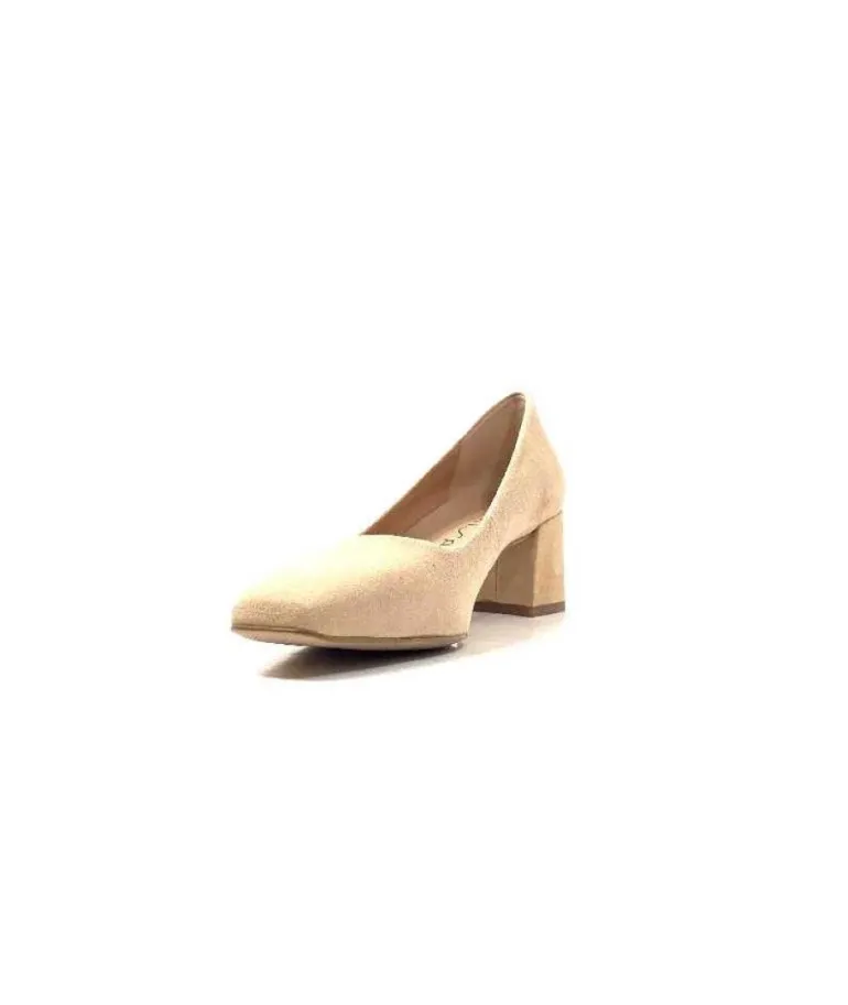 Unisa Lesat Daim Beige